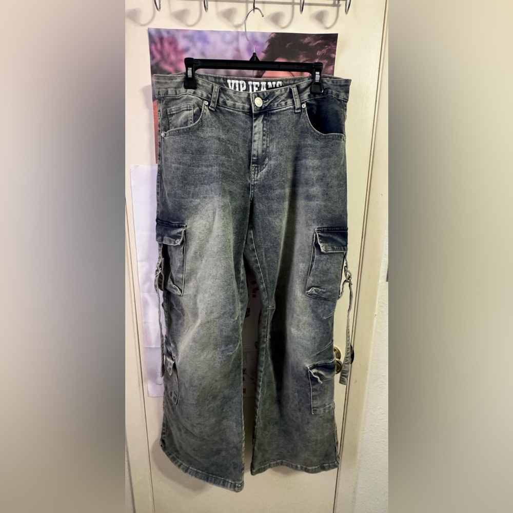 VIP Women's Gray Wide Leg Pants